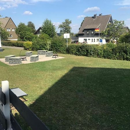 Haus Astenblick In Winterberg Fuer Bis Zu 35 Personen Fuer Wanderveranstaltungen Und Familienfeiern Экстерьер фото