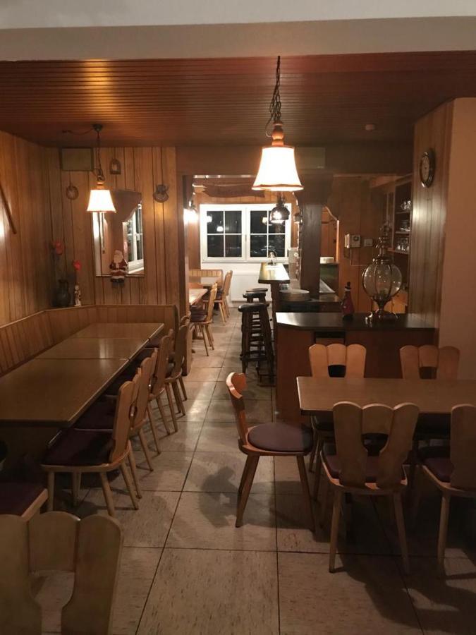 Haus Astenblick In Winterberg Fuer Bis Zu 35 Personen Fuer Wanderveranstaltungen Und Familienfeiern Экстерьер фото