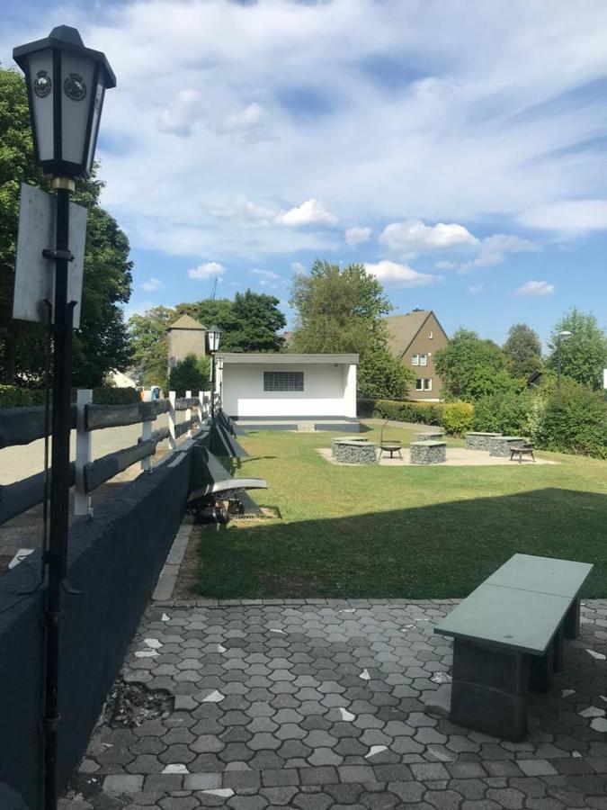 Haus Astenblick In Winterberg Fuer Bis Zu 35 Personen Fuer Wanderveranstaltungen Und Familienfeiern Экстерьер фото