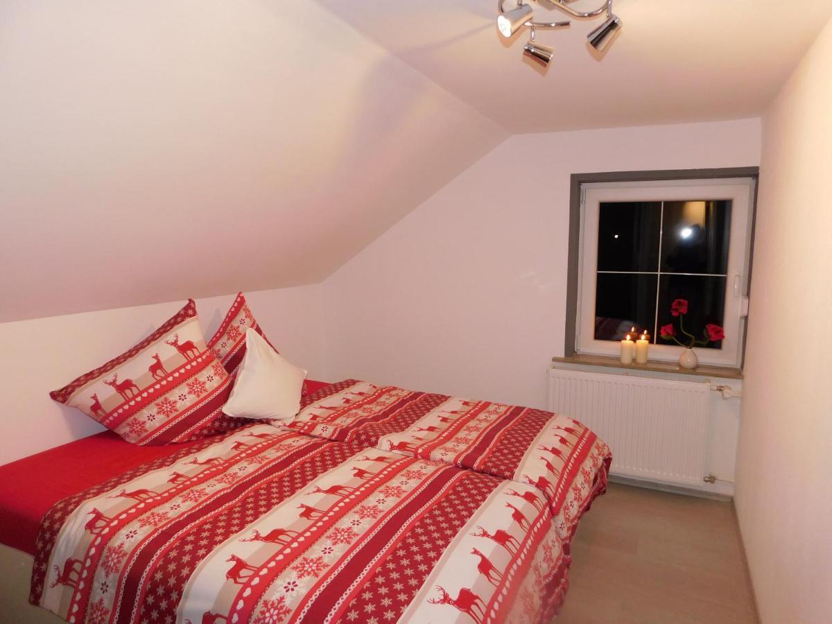 Haus Astenblick In Winterberg Fuer Bis Zu 35 Personen Fuer Wanderveranstaltungen Und Familienfeiern Экстерьер фото