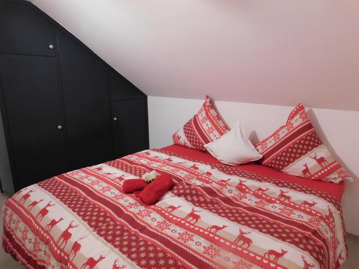 Haus Astenblick In Winterberg Fuer Bis Zu 35 Personen Fuer Wanderveranstaltungen Und Familienfeiern Экстерьер фото